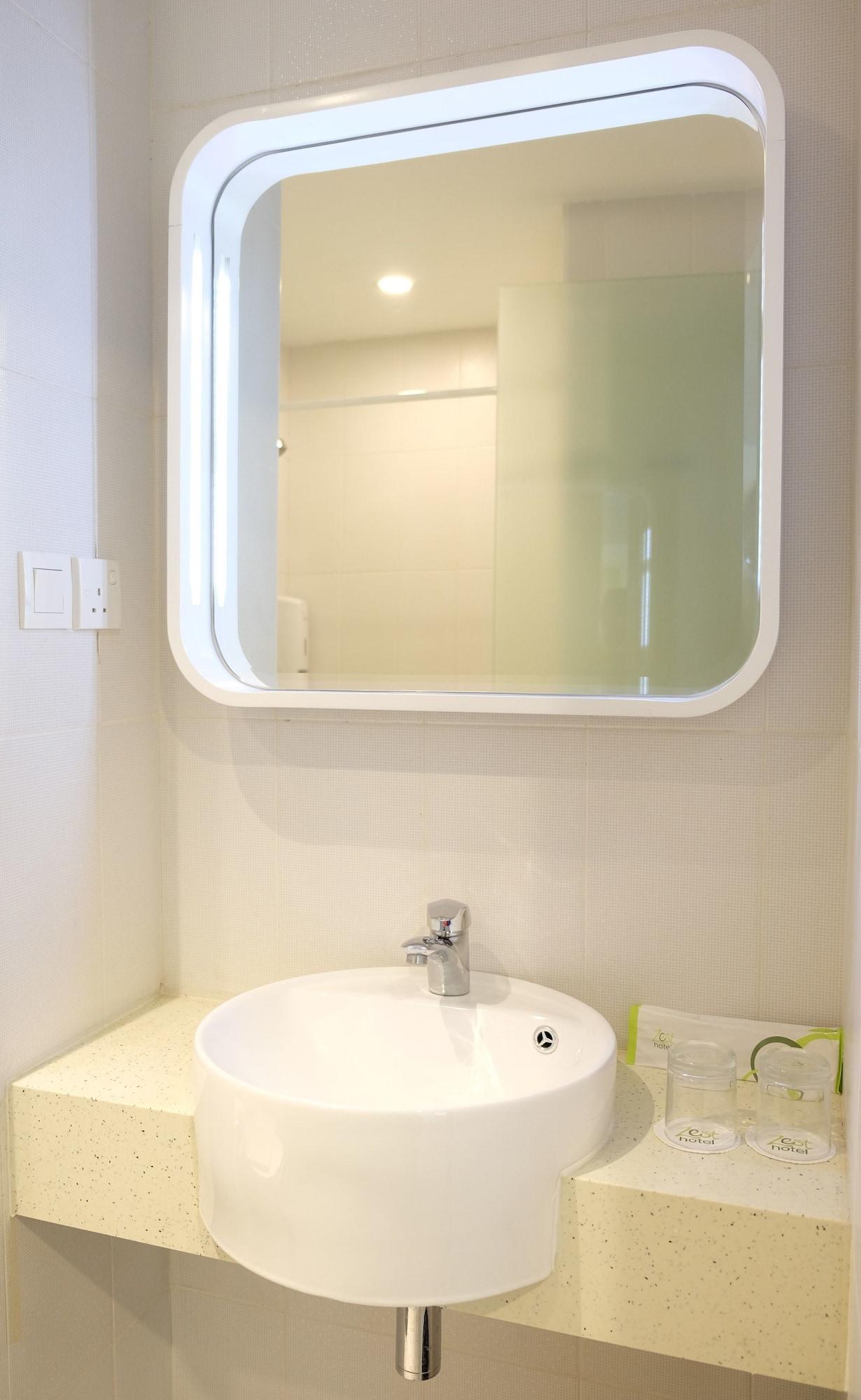 Zest Harbour Bay Batam By Swiss-Belhotel International Nagoya Ngoại thất bức ảnh
