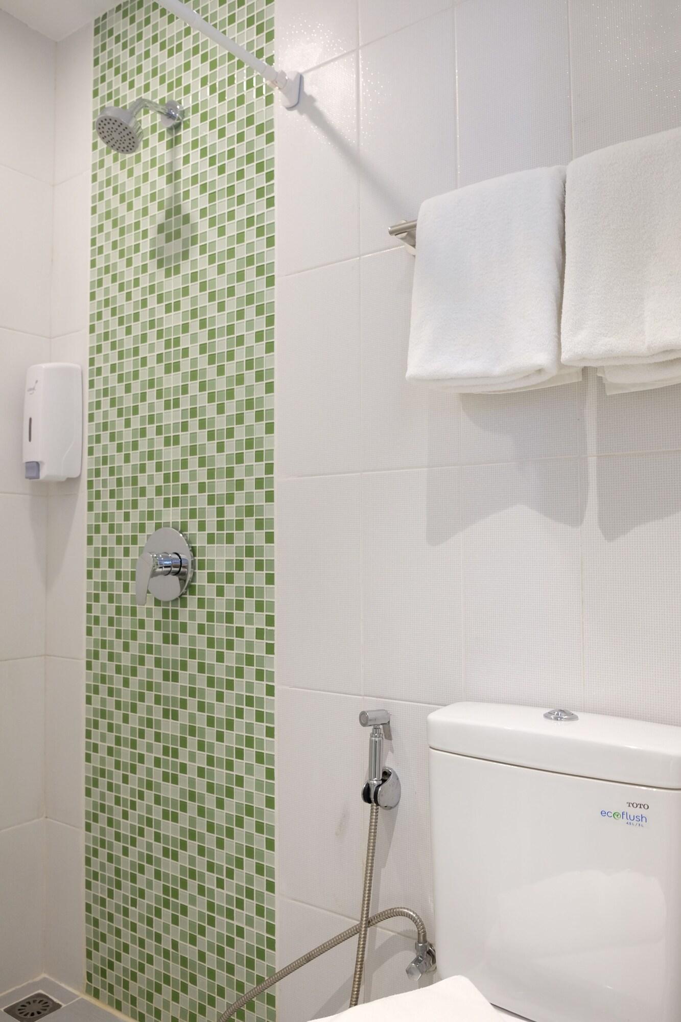 Zest Harbour Bay Batam By Swiss-Belhotel International Nagoya Ngoại thất bức ảnh