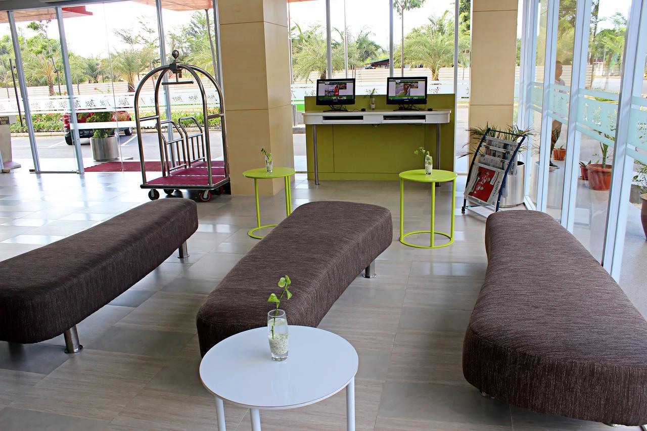 Zest Harbour Bay Batam By Swiss-Belhotel International Nagoya Ngoại thất bức ảnh