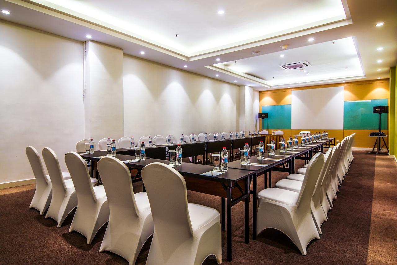 Zest Harbour Bay Batam By Swiss-Belhotel International Nagoya Ngoại thất bức ảnh